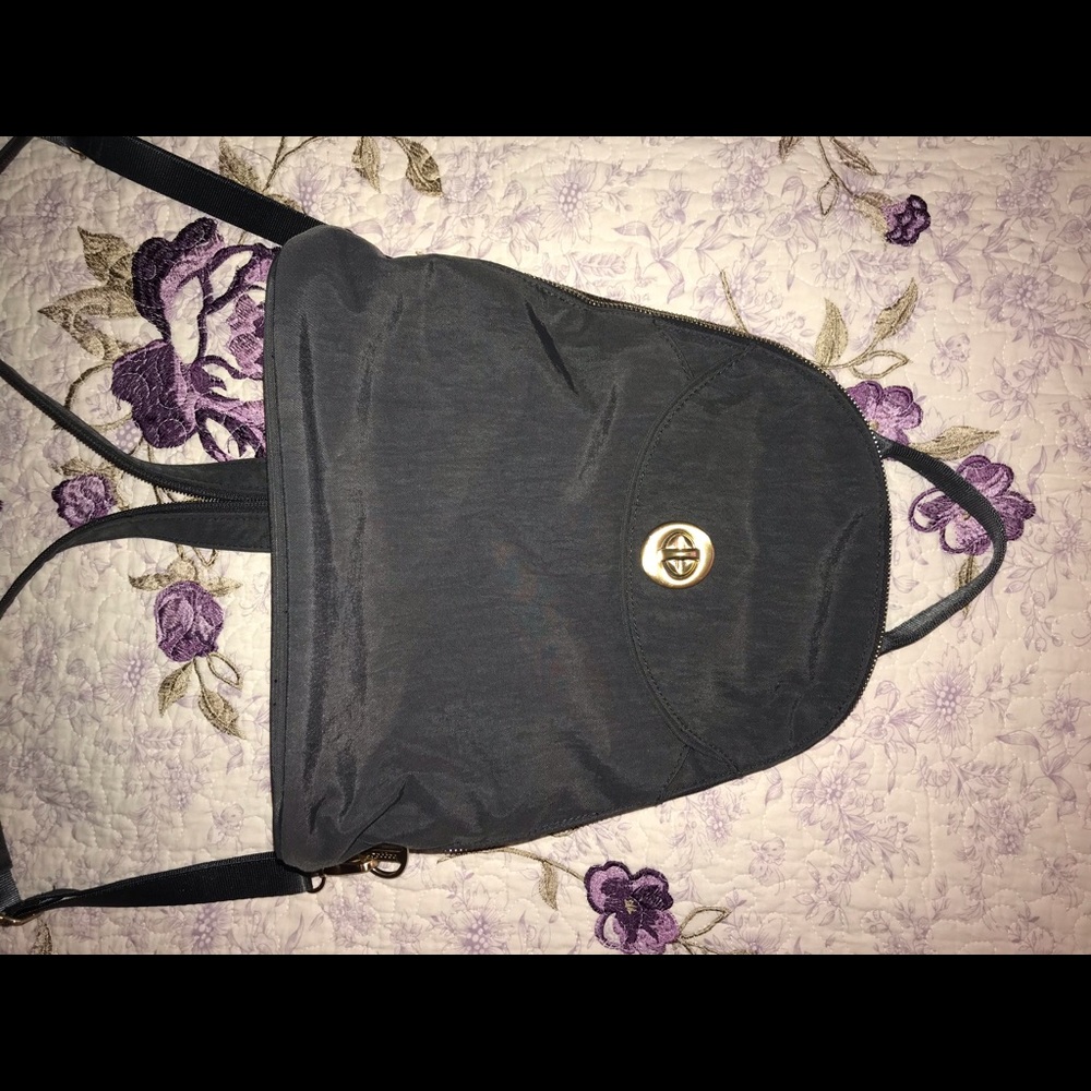 Baggallini bag